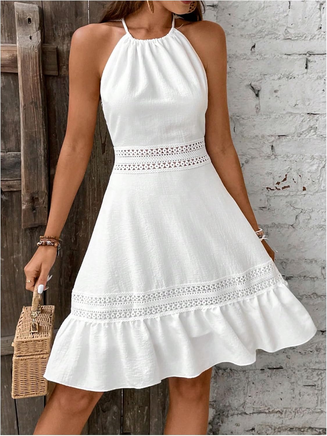 Floerns Women's Contrast Lace Sleeveless Halter Dress Backless Vacation A Line Dress