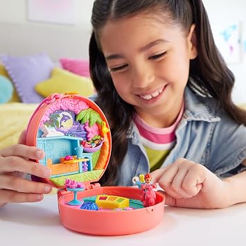 Polly Pocket Dolls and Playset, Adventure Moped Compact, Travel Toy with 2 Micro Dolls and Pet, Animal and Vehicle Accessories