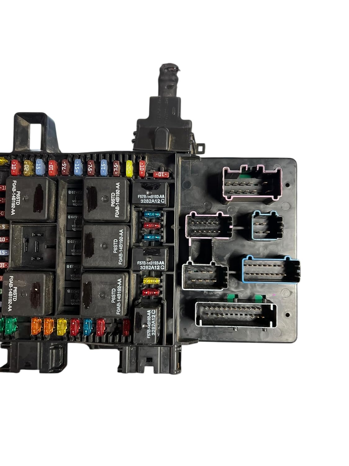 2003-2004-2005-2006 Compatible with Ford Expedition Navigator Fuse Box Power Distribution 4L7T-14A067-AE Used