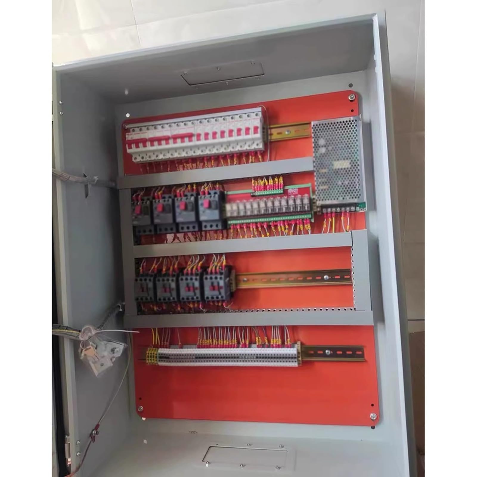 Elektrokasten, Schaltschrank Stromkasten Metall-Verteilerdose für den Außenbereich IP65, Verteilerkasten aus Kaltgewalztem Stahlblech(60x30x80cm/24x12x31in)