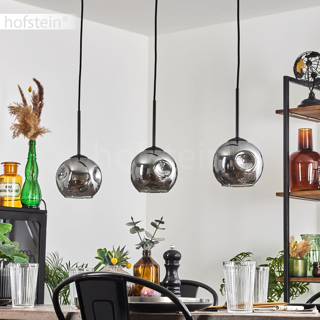 Pendelleuchte Ripoll, Pendellampe aus Metall/Glas in Schwarz/Rauchfarben, Leuchte im modernen Retro/Vintage-Design mit Schirmen aus Glas (Ø 15 cm), Höhe max. 132 cm, 3 x E27, ohne Leuchtmittel