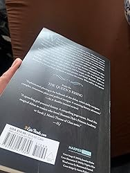 Amazon.com: The Queen's Rising (The Queen's Rising, 1): 9780062471345 ...