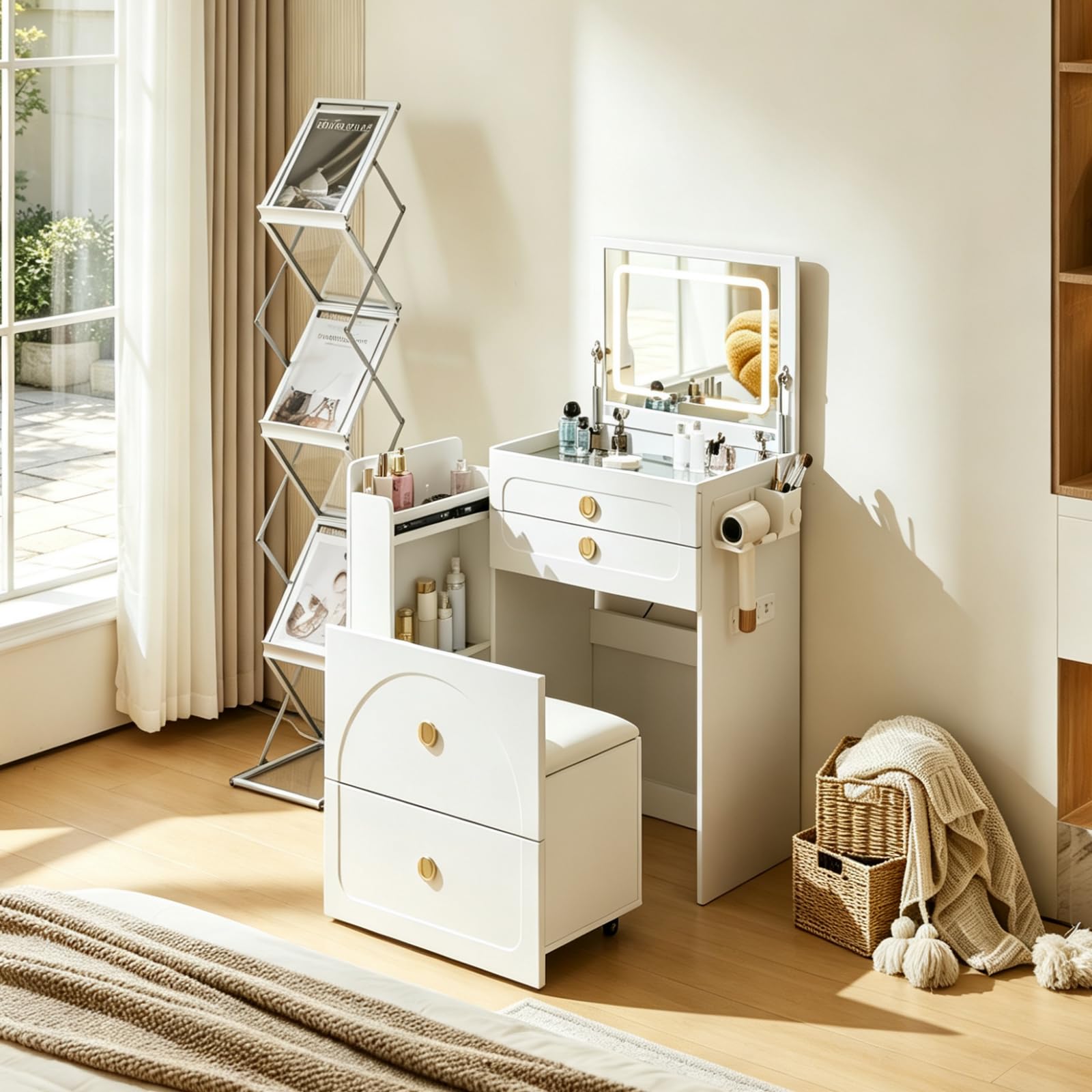 TUKAILAI 3 in 1 Schminktisch mit Klappspiegel Kosmetiktisch mit sichtbarer Glasplatte, 3 Schubladen, Seitiger Stauraumund, Aufbewahrungshocker, Vanity Table für kleine Räume Schlafzimmer, Weiß