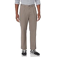 Amazon Essentials Pantaloni chino plissettati dal taglio classico e resistenti alle