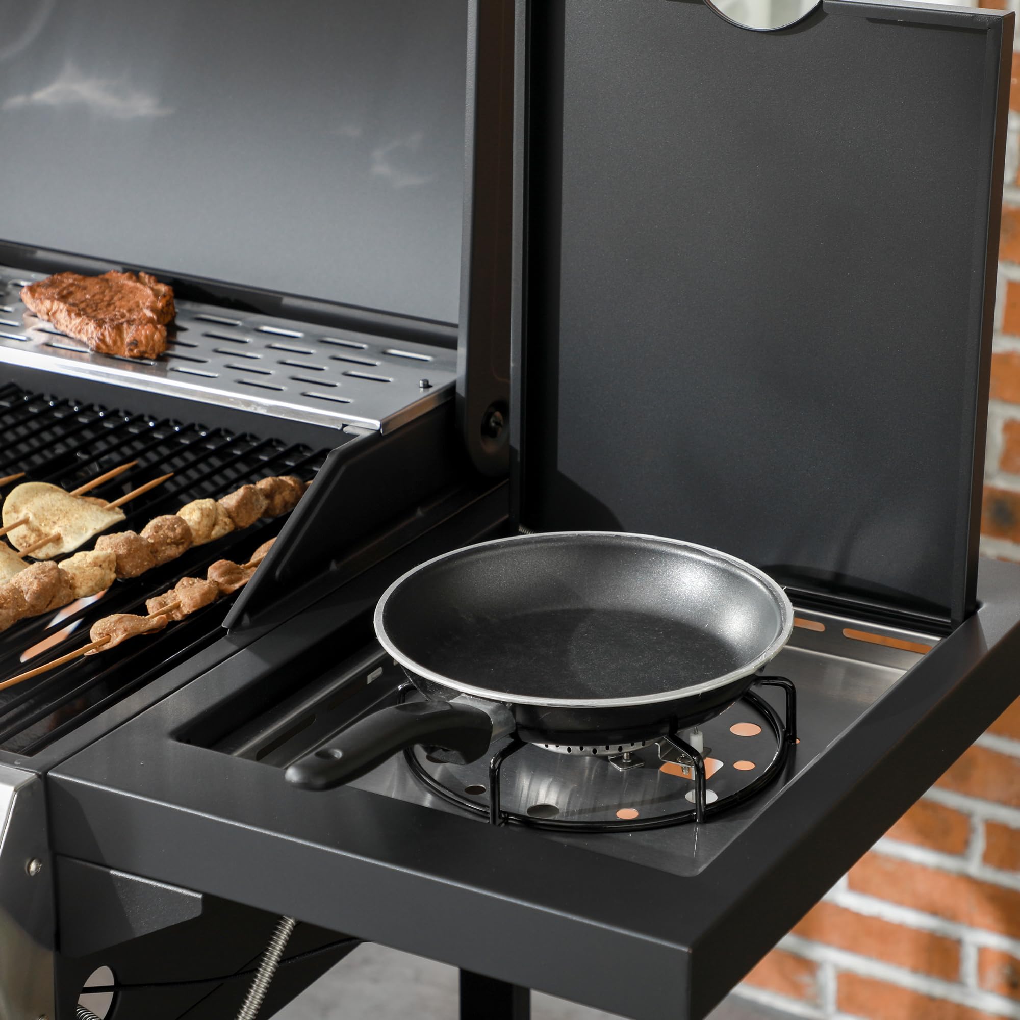 Outsunny Gasgrill 3 KW 3+1 Brenner Edelstahl Gas-Grill mit Seitenbrenner Grillrost Kochfeld Thermometer BBQ Grillwagen mit Flaschenöffner Seitenablagen für Camping Balkon 123 x 52 x 101cm