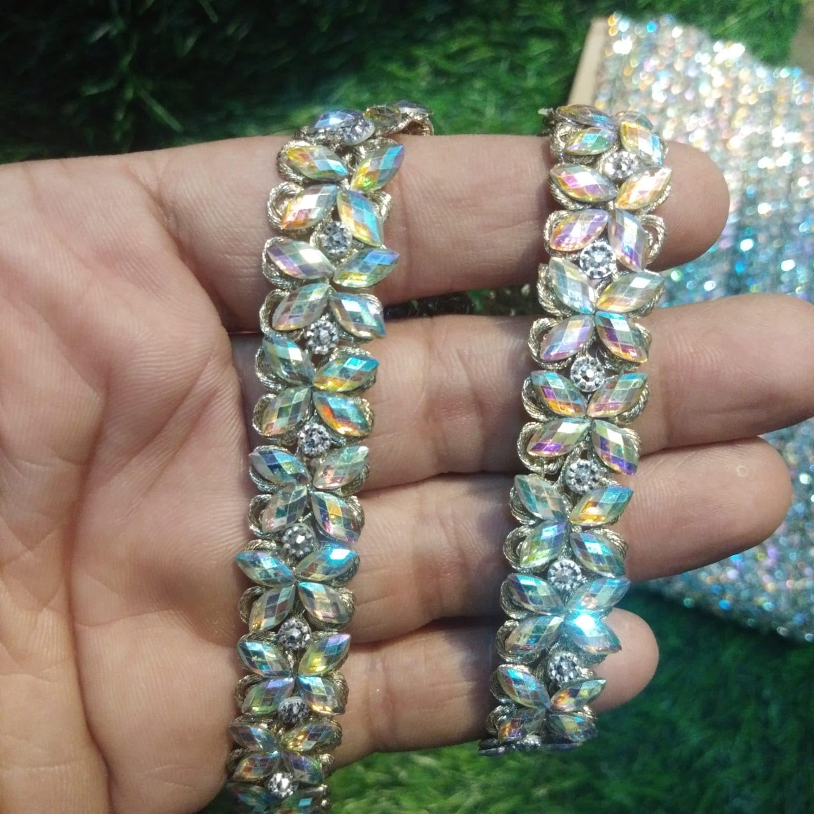 Glamorous Duo Silver Mirror Work lace for Saree Border lace Border for Dupatta Suit Lehenga Blouse lace and Borders Material Used in Dress Design Kurtis Design Dupatta Design Length 5meter Width 25mm