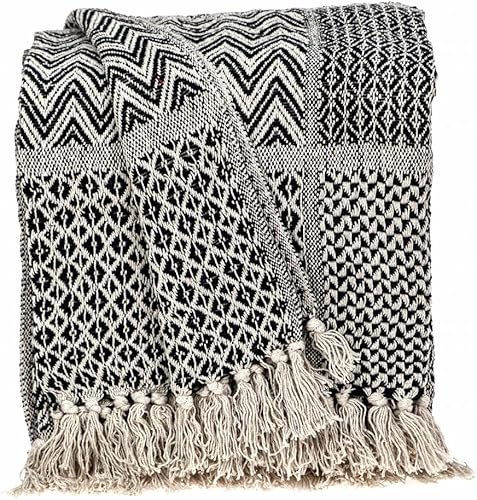 HomeRoots Manta tejida de algodón beige y negro con varios patrones