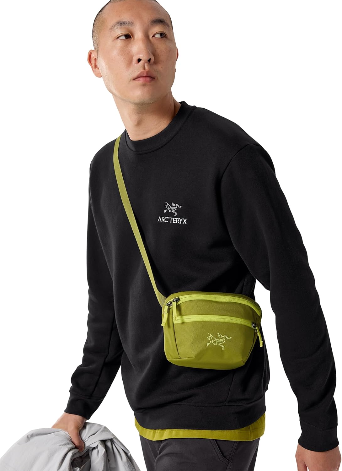 青磁 翡翠 中鉢 中深皿 平茶碗 向付 4客 貫入文 六 作家 印有 有田焼