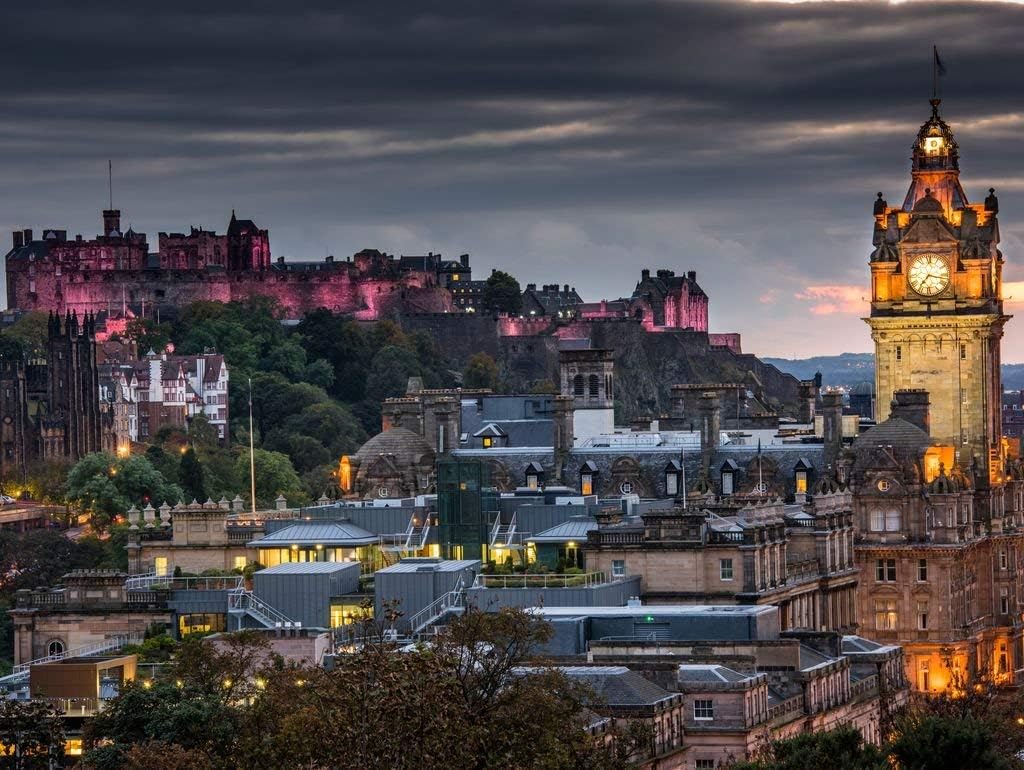 Lais Jigsaw Puzzle Edinburgh Castle 1000 pieces TopToy