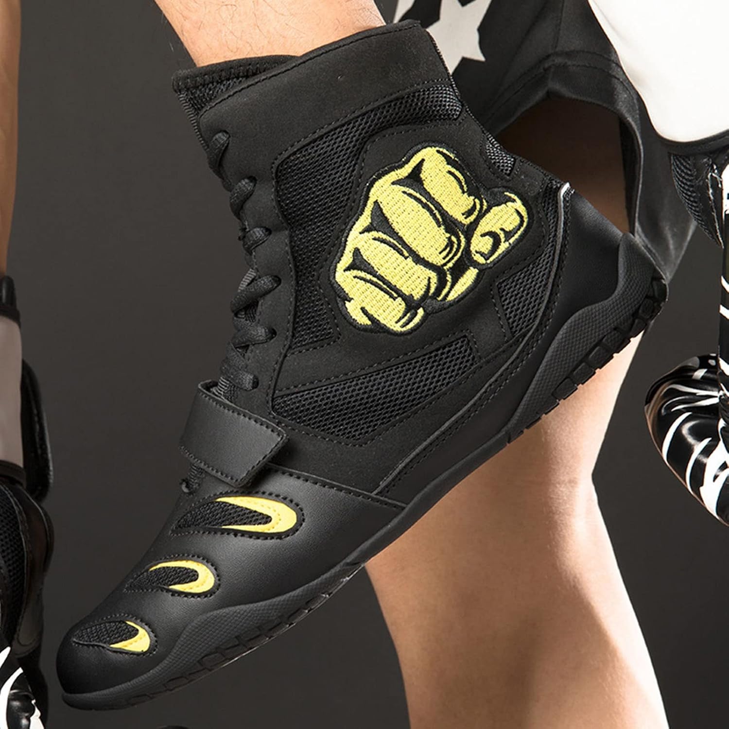 AIRFUL Men's Womens Wrestling Boxing Shoes Professional Weightlifting Shoes with Mesh Ventilation Holes Indoor Gym Sports Comprehensive Training Shoes (Color : Black, Size : 10.5 Women/9 Men)