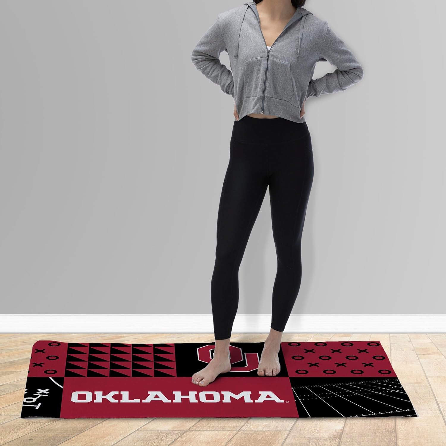 NORTHWEST NCAA 3 X 5 Feet Washable Area Living Rug, Oklahoma Sooners