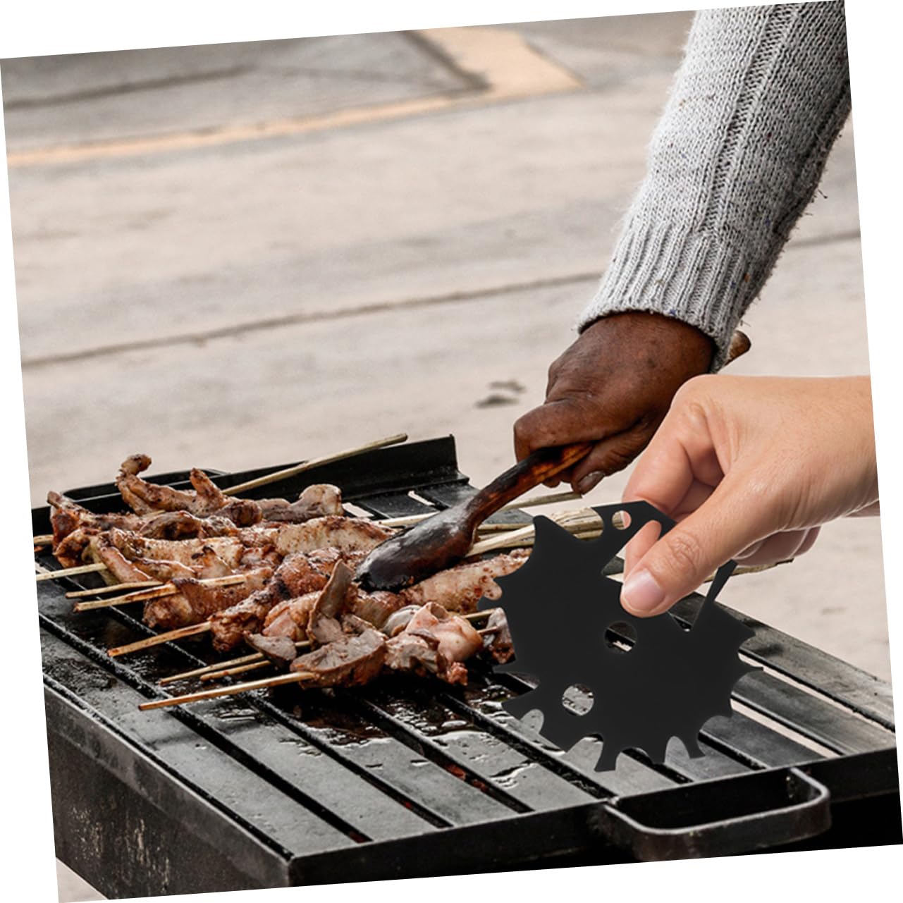 ibasenice 4 Set Ridutto Per La Pulizia Pulitore Per Griglie Raschietti Per Barbecue Detergente Per Grill Per Barbecue All'aperto Pulizia Del Acciaio Inossidabile Nero 2 Pezzi*4
