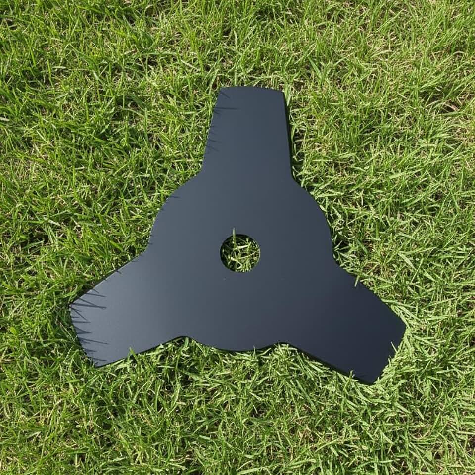 Lâmina Facão De Corte 3 Pontas Para Roçadeiras Para Modelo Universal 25,4mm Com Adaptador 20mm