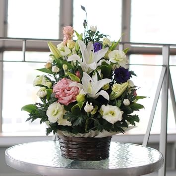 Amazon エーデルワイス花工房 デザイナーズ お供え 花 アレンジメント 2lサイズ 色合い おまかせ お供え お悔やみ エーデルワイス花の贈り物 フラワーアレンジメント 通販