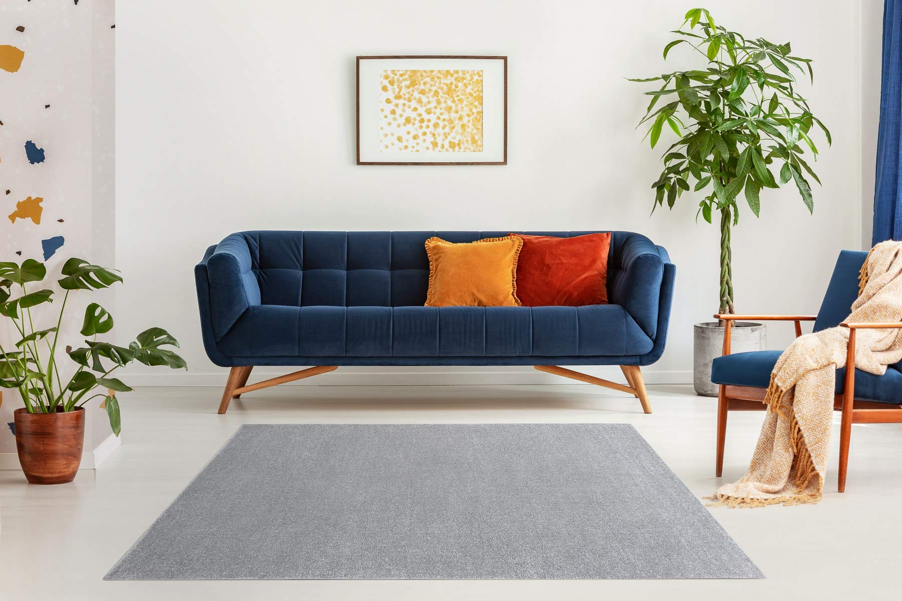 Tapis de chambre doux coloris argent pour réveils chaleureux