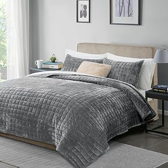 Elegant Comfort Luxury 3-Piece Velvet Corduroy Stripe Quilt Set, Ultra Soft Bedspread - Cozy Velvet Coverlet Set - 3PC Medium Weight Quilted Set with Matching Pillow Shams, Twin XL, Black