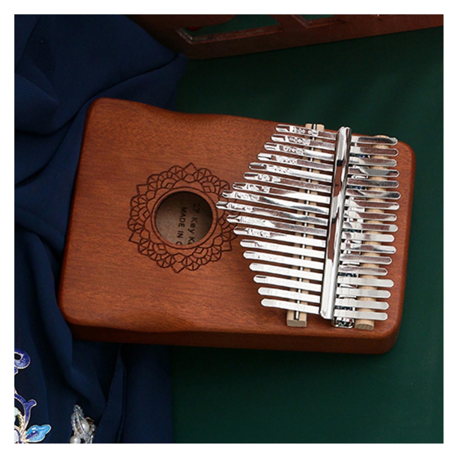 Kalimba Kolorowa osłona dłoni w stylu retro skala chromatyczna 17-tonowy fortepian kciukowy Kalimba dla początkujących przenośny fortepian na palec