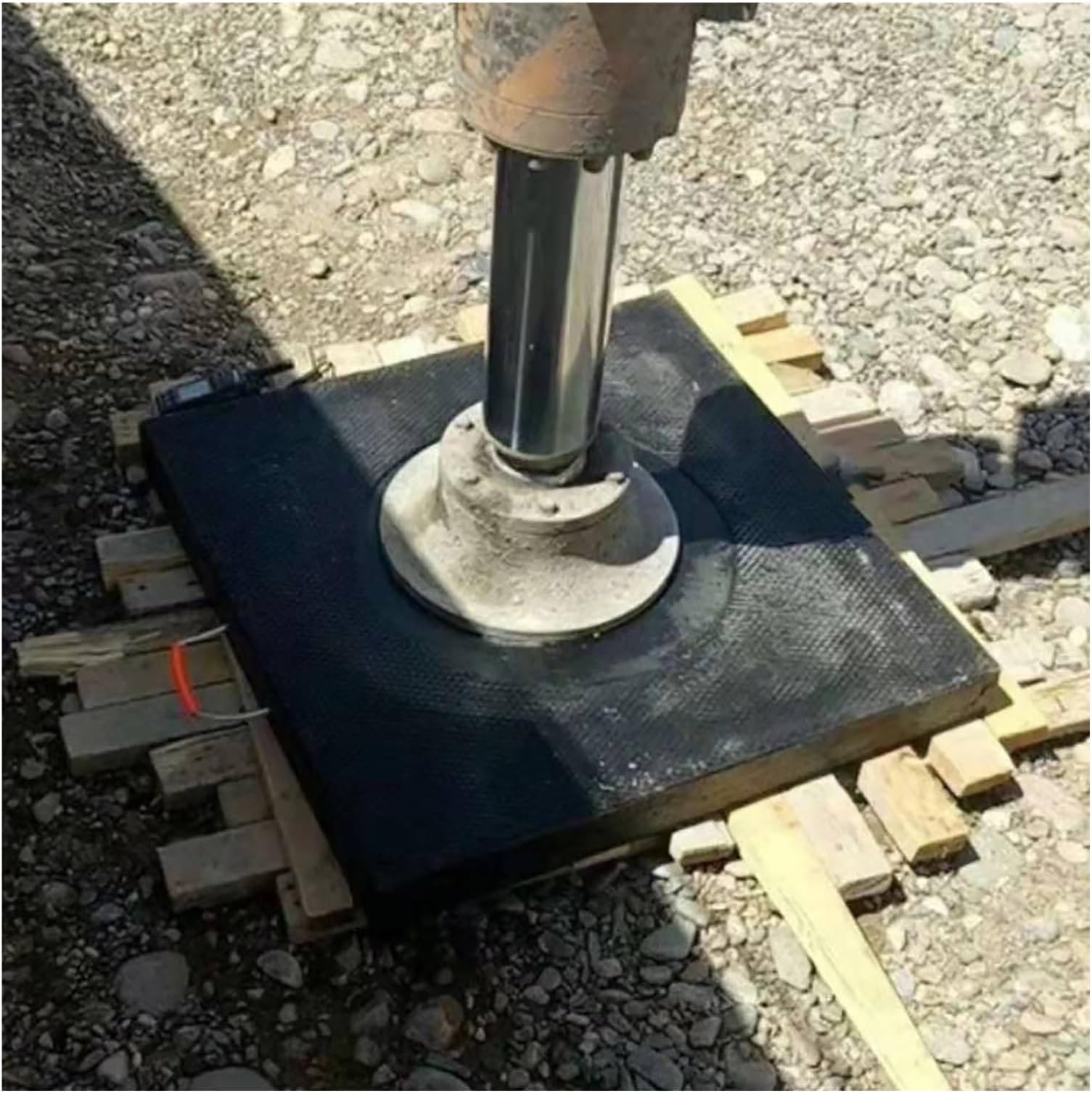 Camper RV Jack Stabilizer Pads, Heavy-Duty Hard Plastic Support Feet to Prevent Sinking or Tilting, Ideal for Outdoor and Commercial Use
