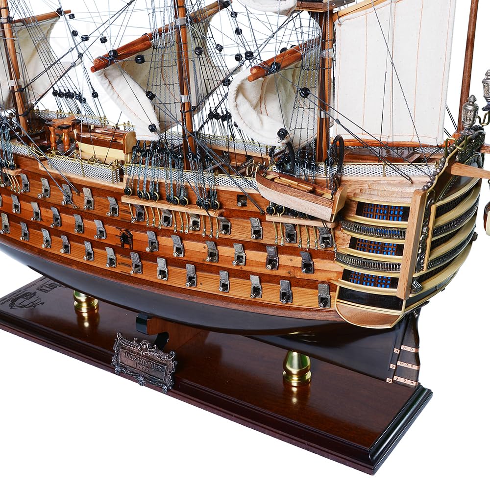 Old Modern Handicrafts Vele completamente storte completamente assemblate HMS Victory in edizione limitata, prodotte in sole 100 unità - Modello di nave di qualità museale - 30 x 10 x 27 pollici