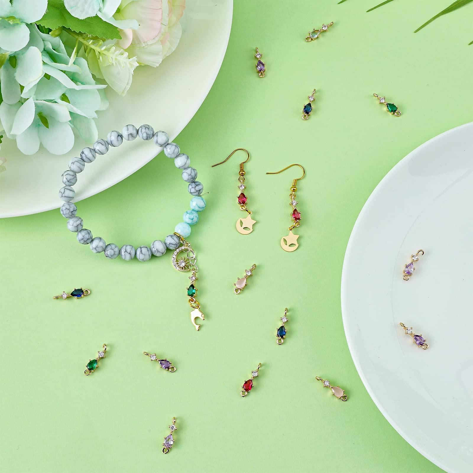 SUPERFINDINGS 32 Pezzi 2 Colori Zirconi Cubici Collegamenti Strass