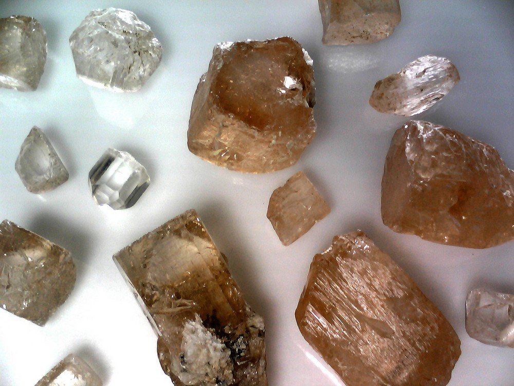 Imperial Topaz 'B' Grade Facet Rough - 25 Carat Lot | Lapidary for Faceting, Wire Wrapping, Reiki