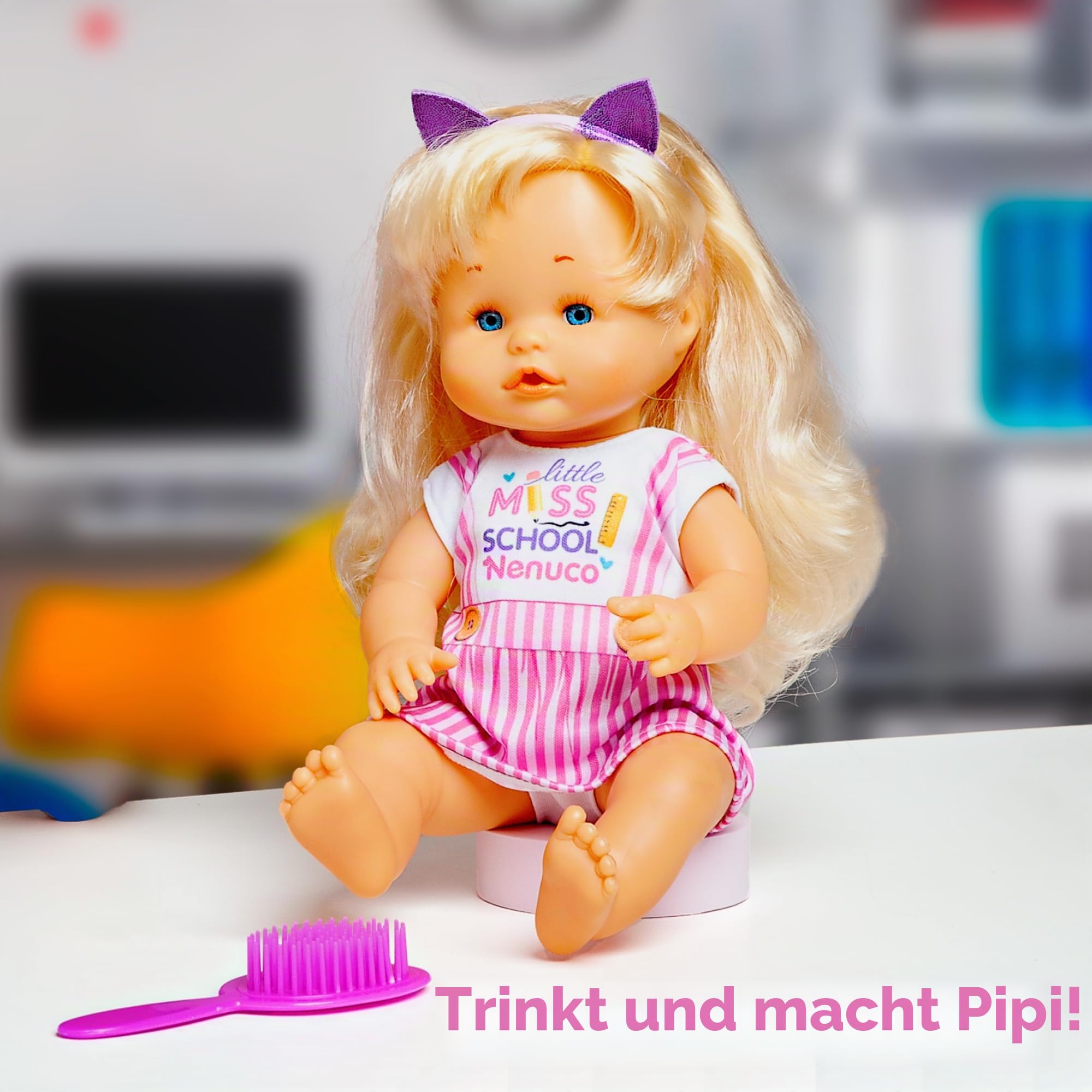 Nenuco - Frisuren für Cole, Babypuppe, Harter Körper, 35 cm, mit blonden und Langen Haaren, um Verschiedene Frisuren zu Machen, viele Accessoires wie Zöpfe, seit 2 Jahren, berühmt (NFN60000)