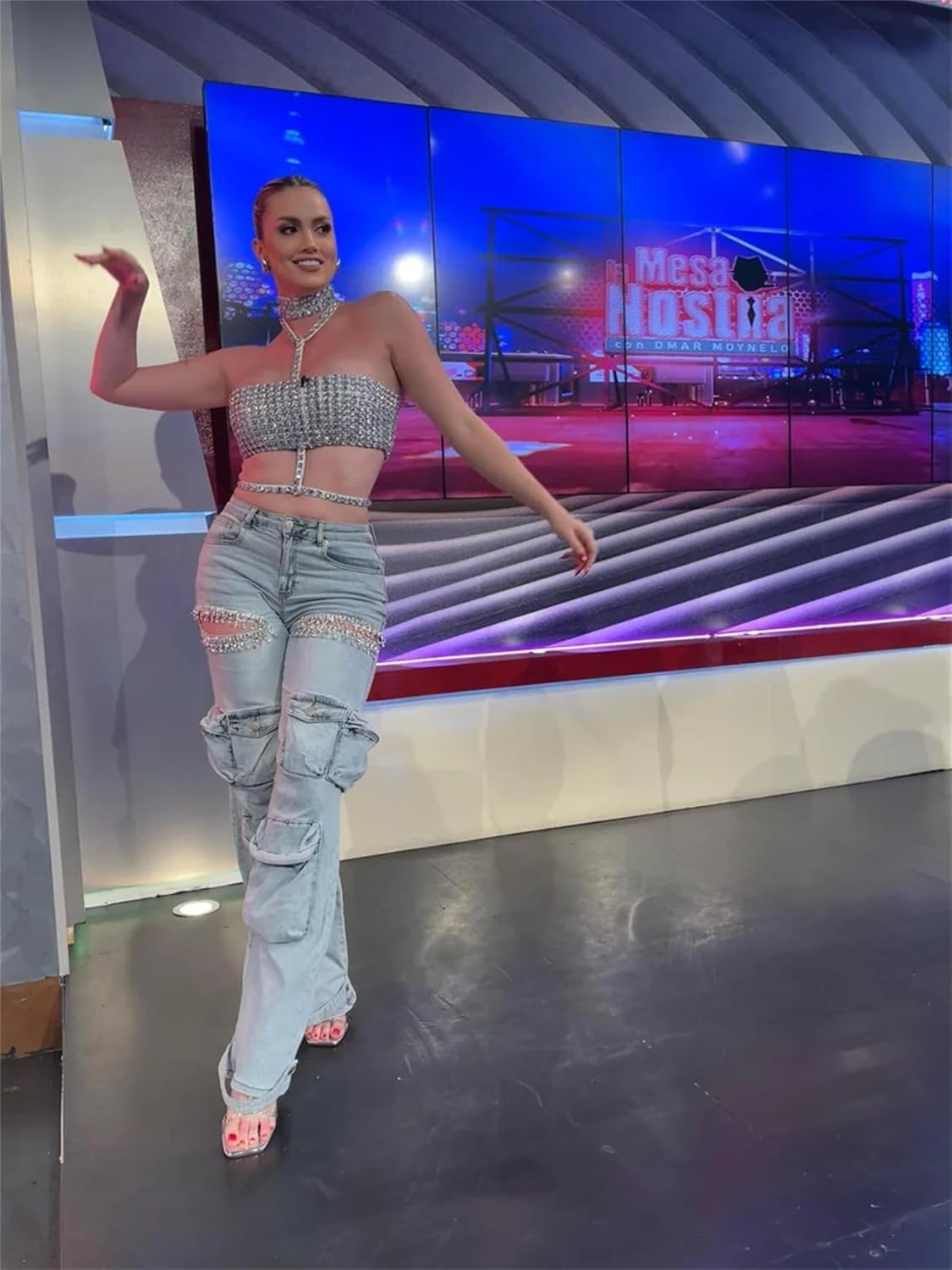 Women's High Waist Baggy Cargo Jeans Sexy Rhinestones Ripped Straight Wide Leg Denim Pants Y2K Streetwear with Pockets - Image 7