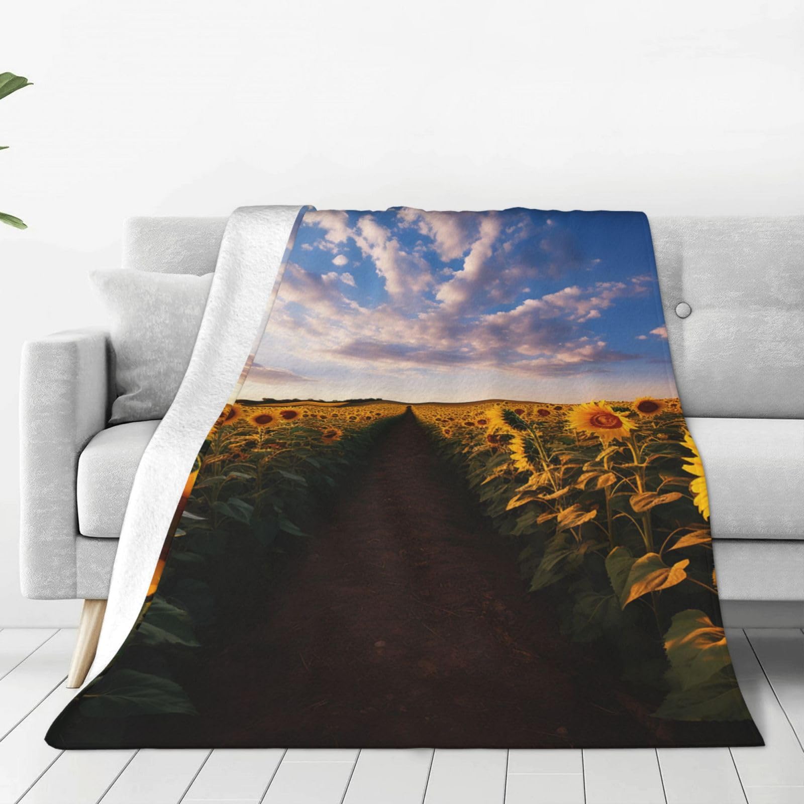 Field of Blooming Sunflowers Throw Blanket for Couch, Plush Fuzzy Soft Flannel Blankets and Throws for Sofa, 40"x30" Bed Blankets for Travel Camping Chair, All Season Warm Fleece Blanket