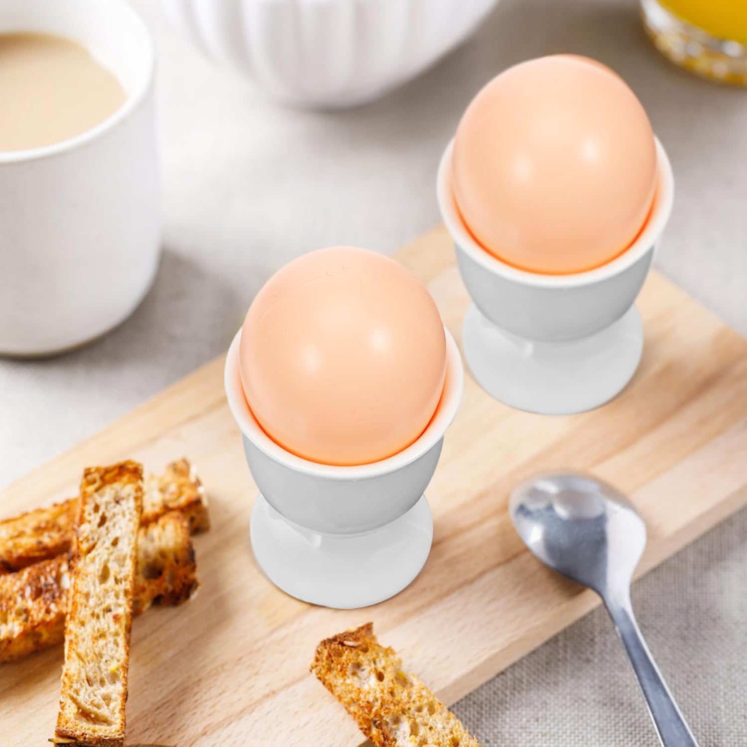 4pcs Egg Cup Breakfast Handcrafted Porcelain Egg Holders Contemporary Ceramic Cups for Kitchen Table