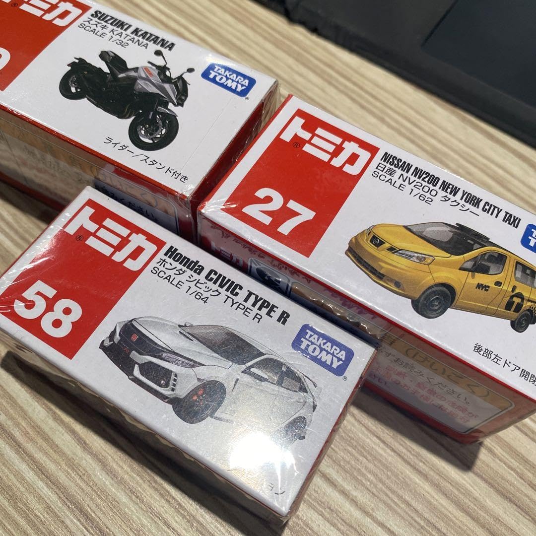 Amazon | 3台トミカ 27 日産 NV200タクシー トミカパック | ミニカー 