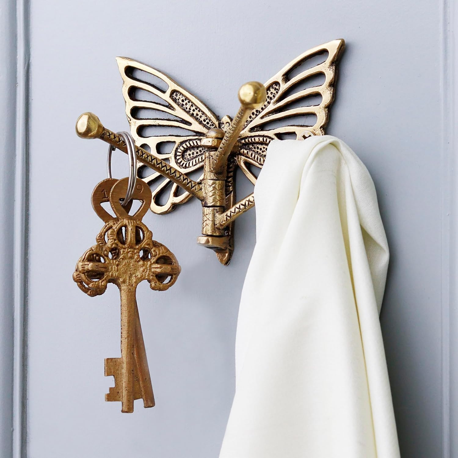 Indian Shelf 2-Pack Brass Swivel Heavy Duty Decorative Vintage Key Holder, Key Wall Hooks for Hanging Coats, Jackets, Leash, Hat, Towel, Backpack, Purse, Handbag for Bathroom Décors [Golden]