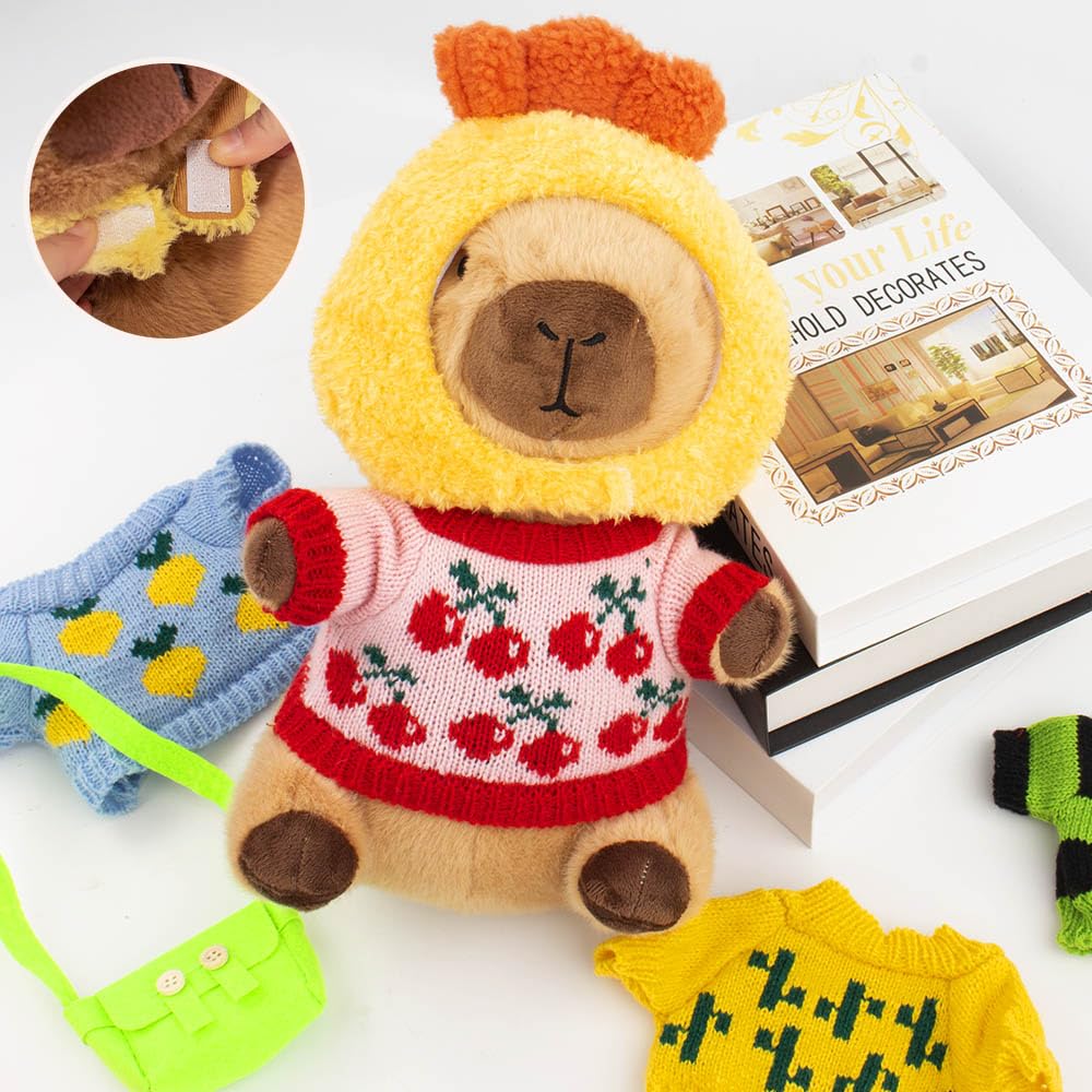 Peluche Capibara 23 Cm Con 8 Accessori - Set 9 In 1 Con Vestiti, Cappelli E Borse Per Bambini - copertina