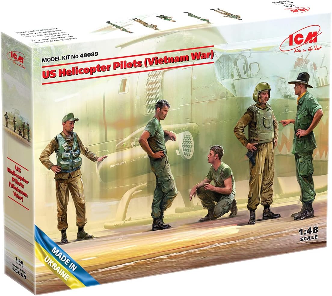 ICM 48089 - Plastic Military Figures US Helicopter Pilots (Vietnam War). Pilots Model - Scale 1:48