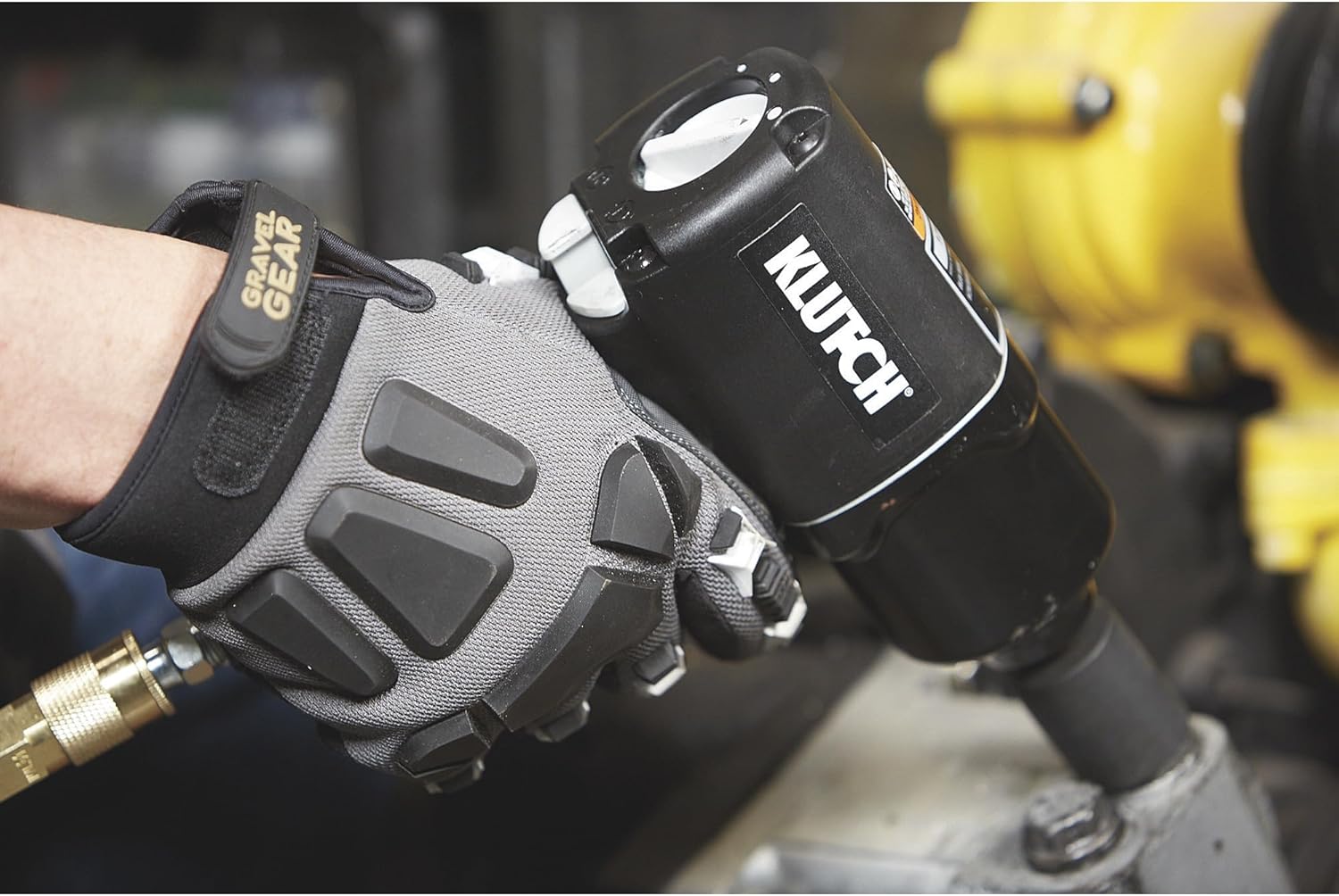 Klutch Air Impact Wrench - 1/2in. Drive, 4 CFM, 980 Ft.-Lbs. Torque