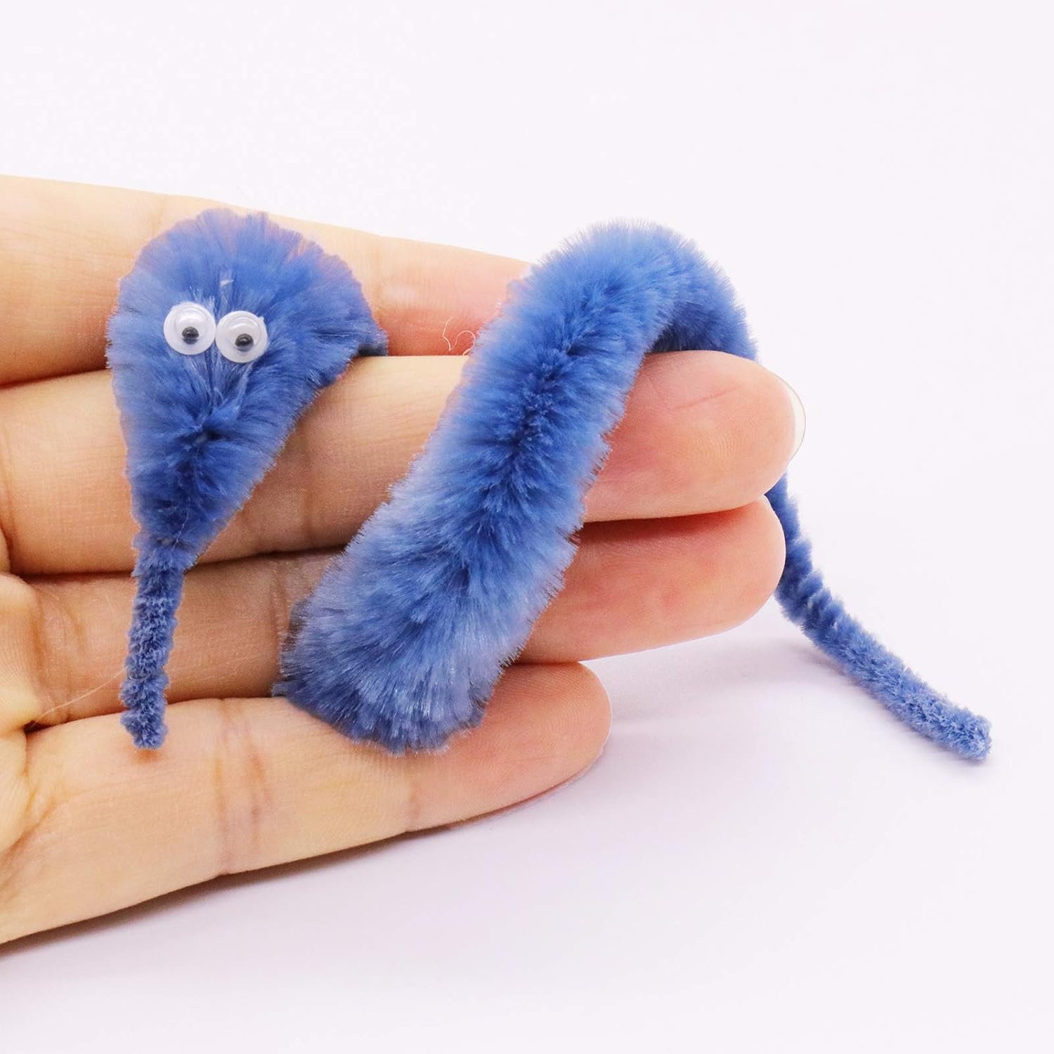 ONEST 100 Pieces Magic Worm Toys Wiggly Twisty Fuzzy Worm Toys Carnival Party Favors, 25 Colors