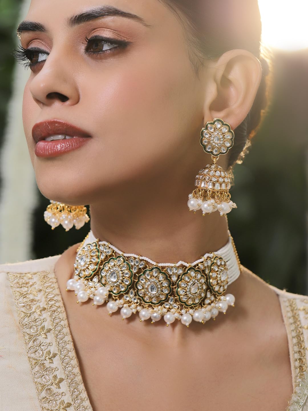 Rubans Collana Maangtikka placcata oro tradizionale elegante Kundan e perle regalo per donne e ragazze