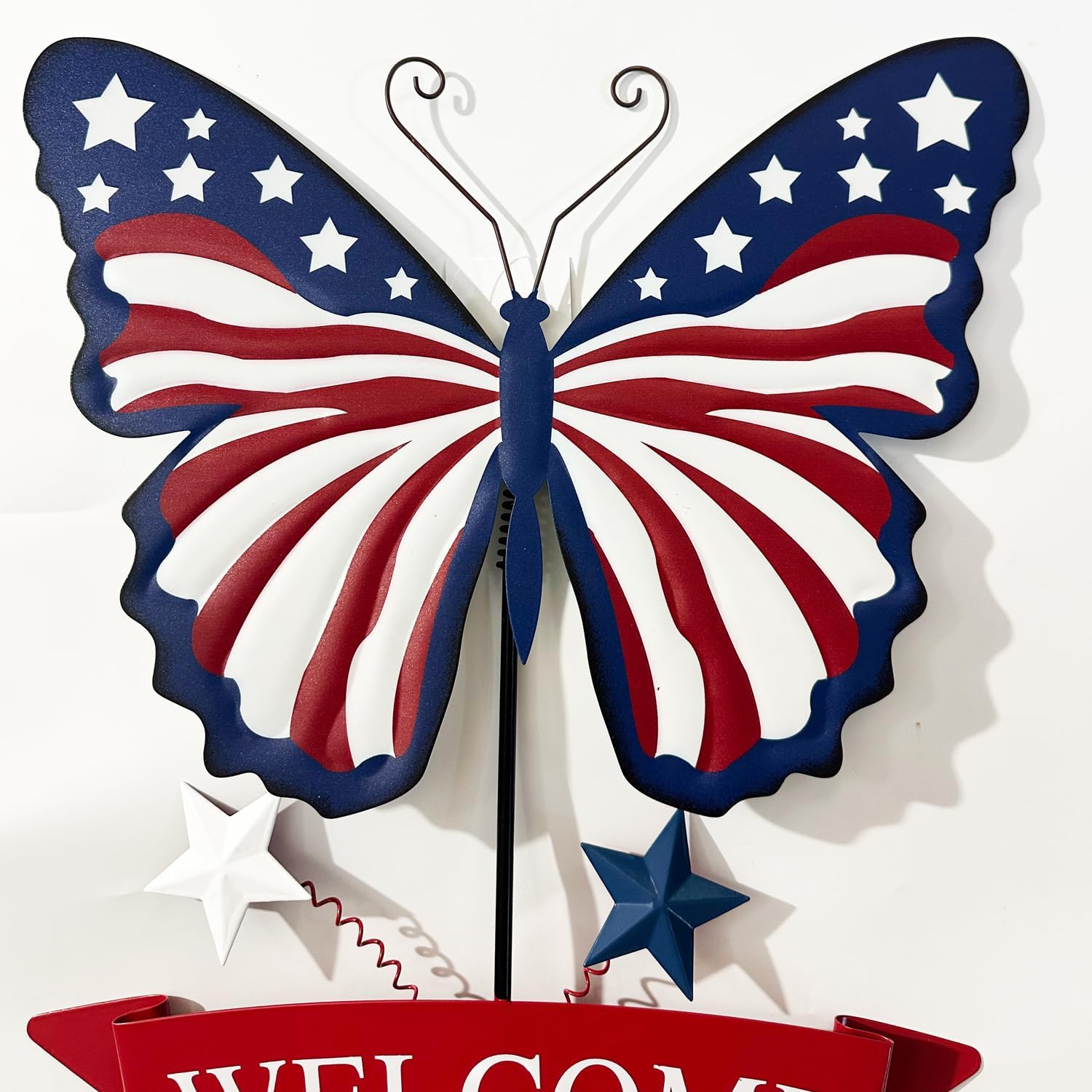 Patriotic Butterfly Welcome Garden Sign, Metal Yard Art Decorative Ground Stake, Red White Blue American Flag Design,Outdoor 4th of July Decor, USA Independence Day Decorations for Lawn Porch(40''H)