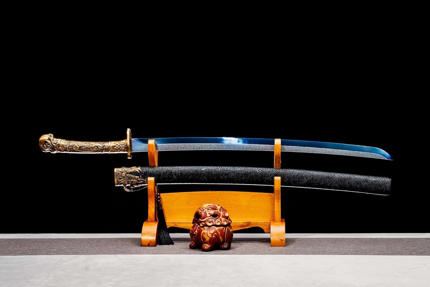 LOONGSWORD Blue Blade Xiuchun Dao | Hand-Forged High Manganese Steel Chinese Saber | Traditional Longquan Craftsmanship | Ideal for Martial Arts Practice, Display, and Gifting | 39" Total Length​