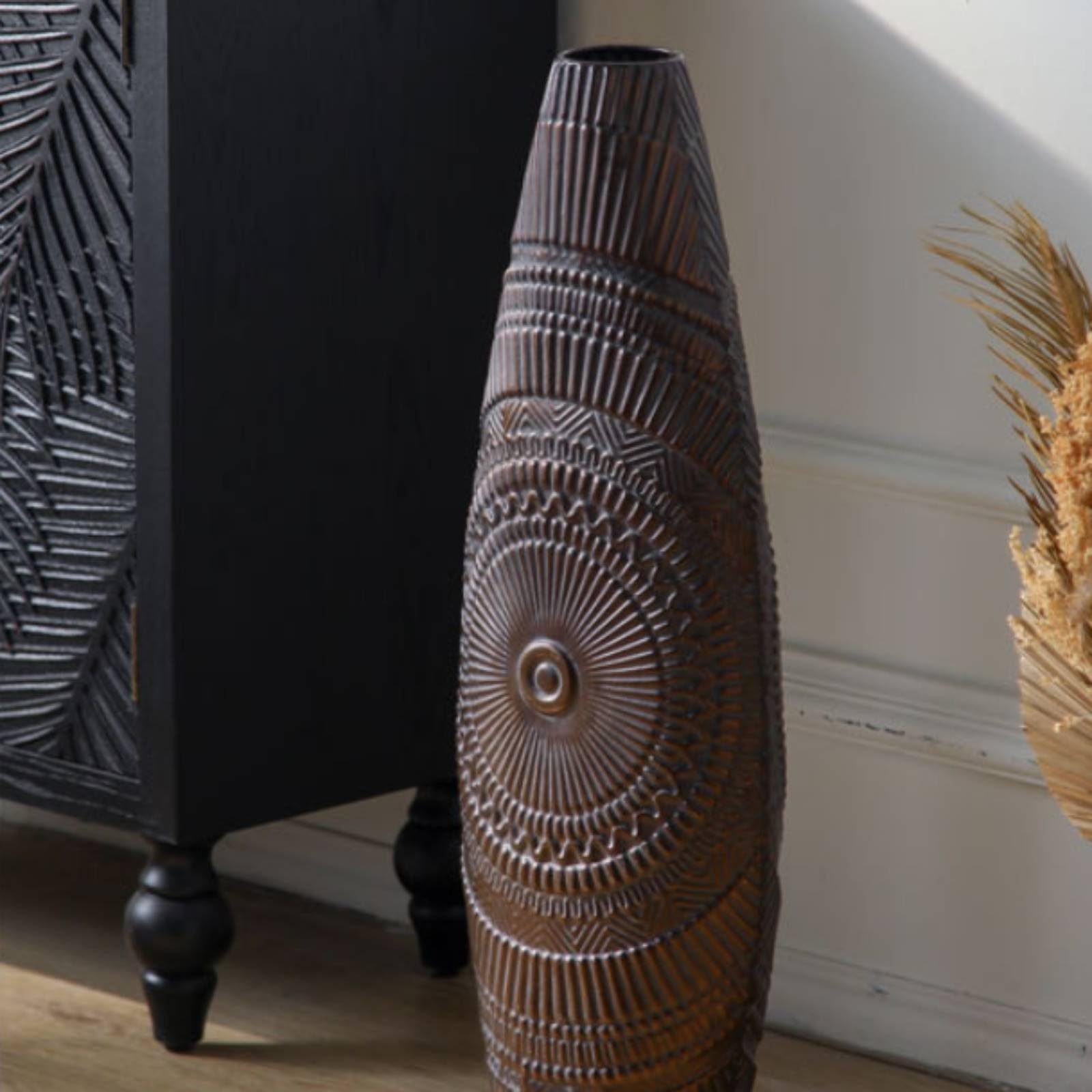 Vaso Stile Gotico Vaso d'Arredo Decorativo Silhouette a Struttura Alta Incisioni Artistiche Metallo con Patina Look d'Epoca Adatto per Mensole Tavoli Cerimonie di Nozze, A3477