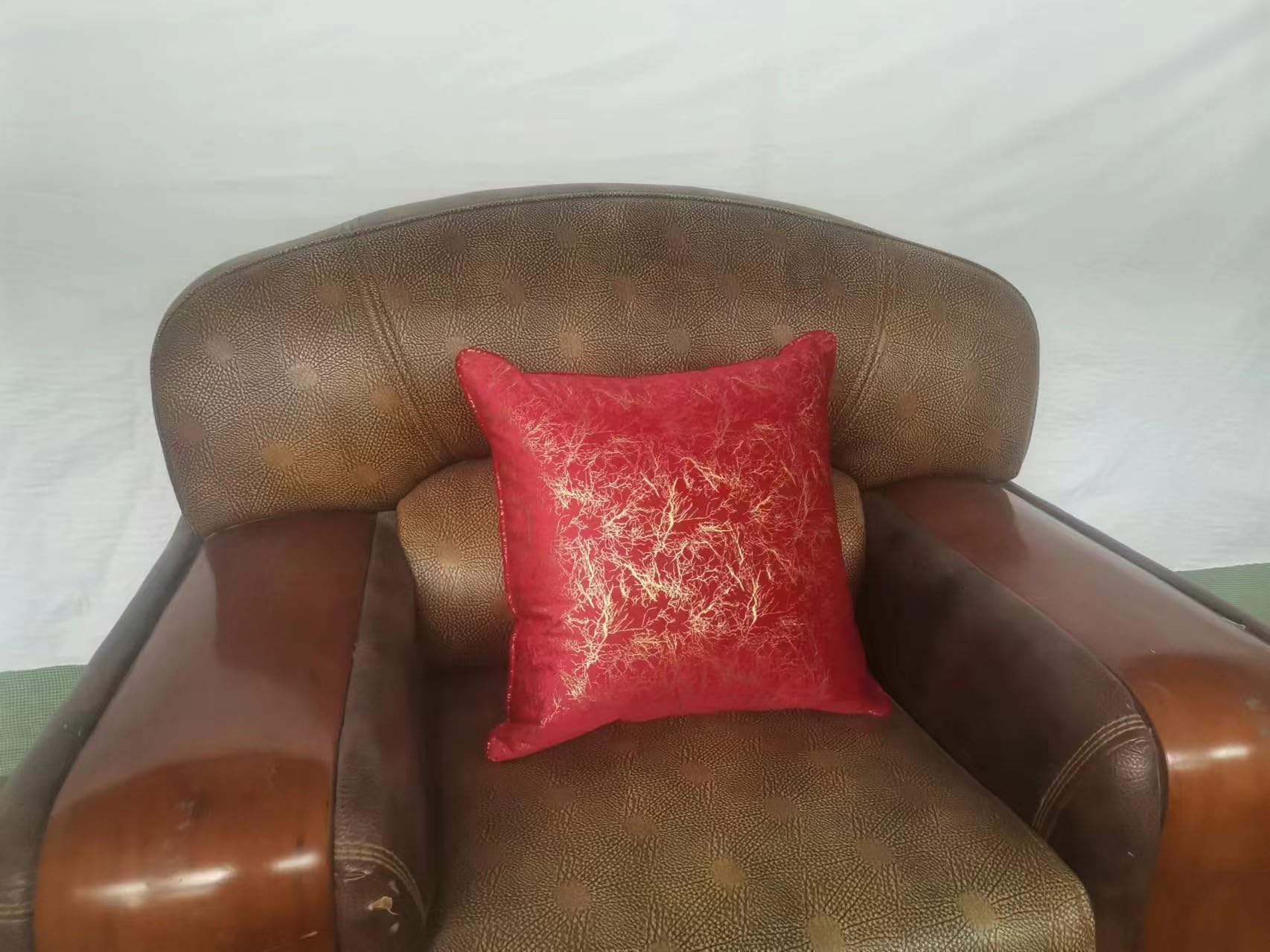 Nomantic Ave Cushion Cover