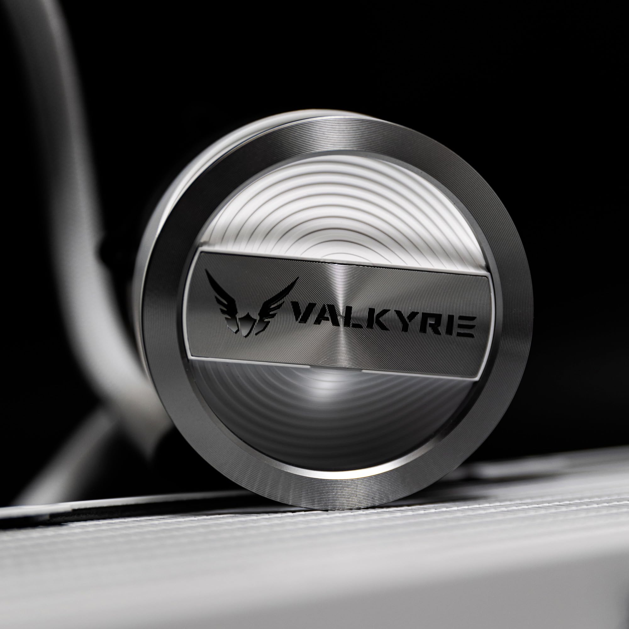 Zestaw chłodzący wodę AIO Valkyrie Dragonfang RGB - 240 mm (biały)