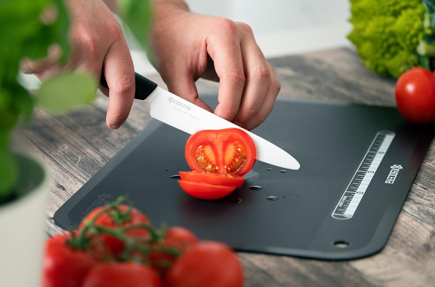 Kyocera Revolution Ceramic Kitchen Knife, 5-inch, White - Image 3