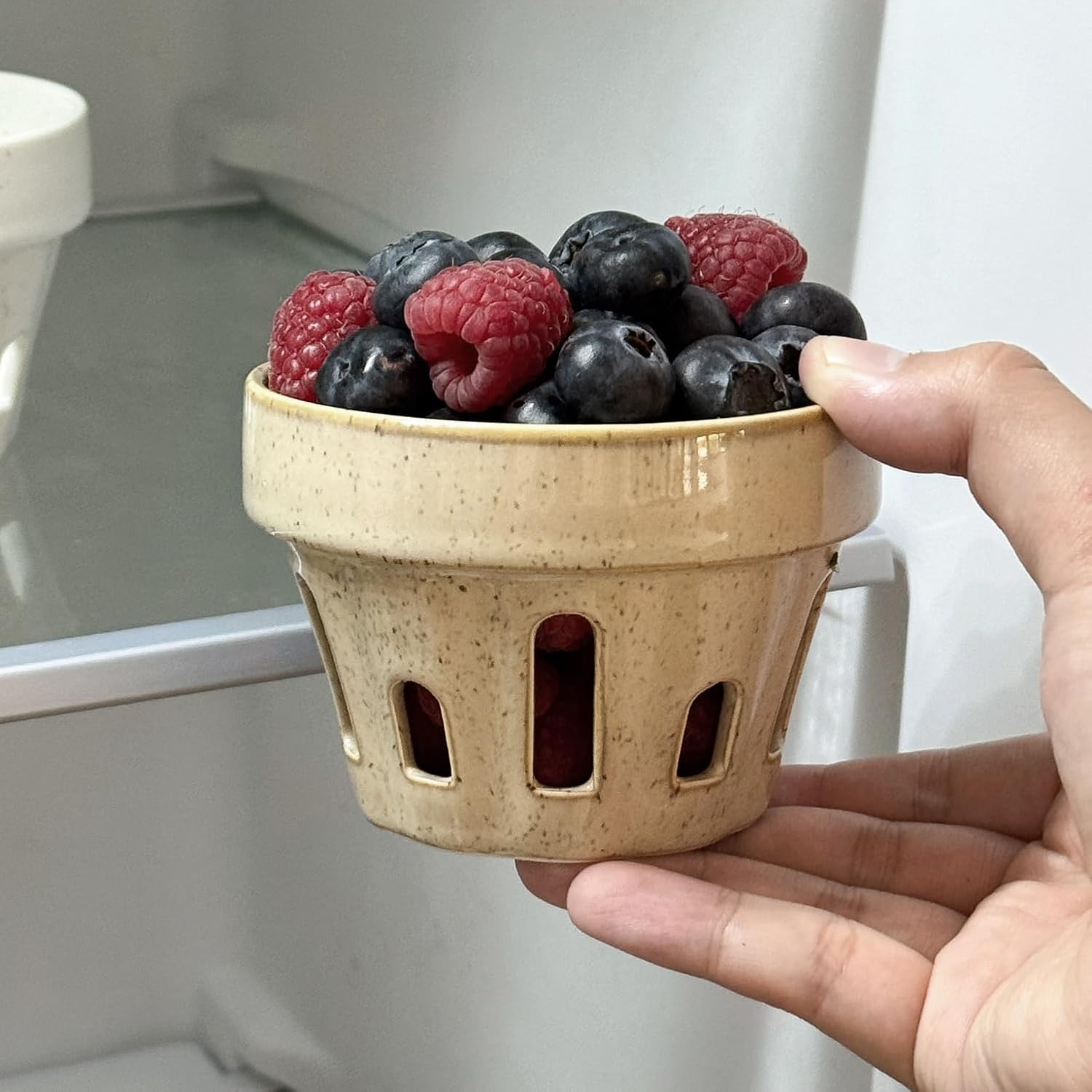 Ceramic Berry Basket Set of 2, Small Kitchen Fruit Basket with Drain Holes
