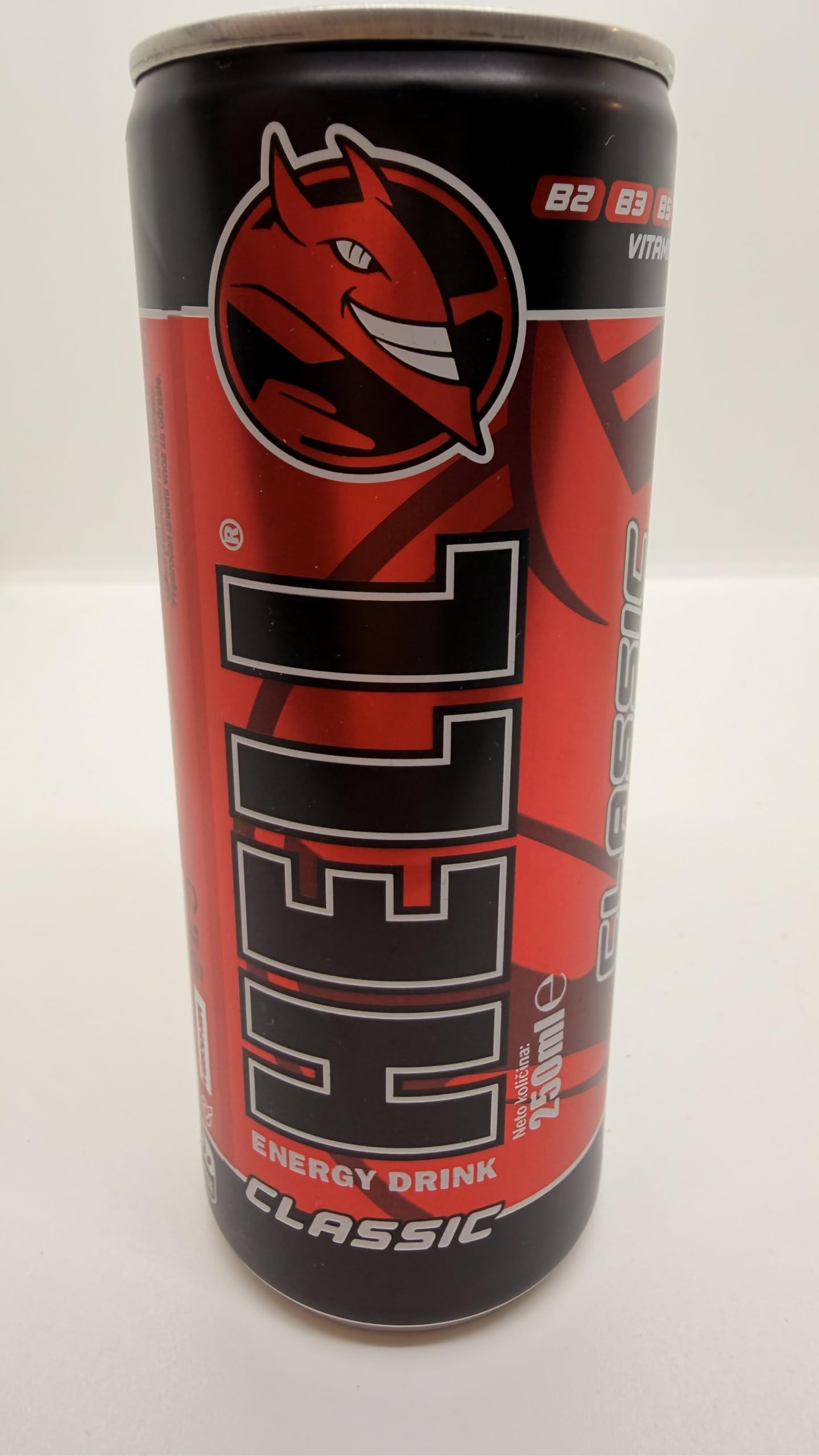 HELL CLASSIC Energy Drink | +20% More Caffeine | Vitamins B2, B3, B6, B12, C & D | No Preservatives | Environmentally Friendly Packaging | 12 x 500 ml | Compatible with HELL Energy