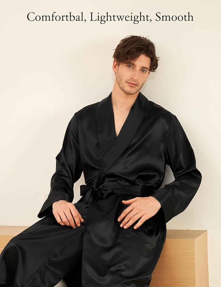 Masseuz Rita bilan onlayn porno Yalangoch ayolning qayiqdagi surati