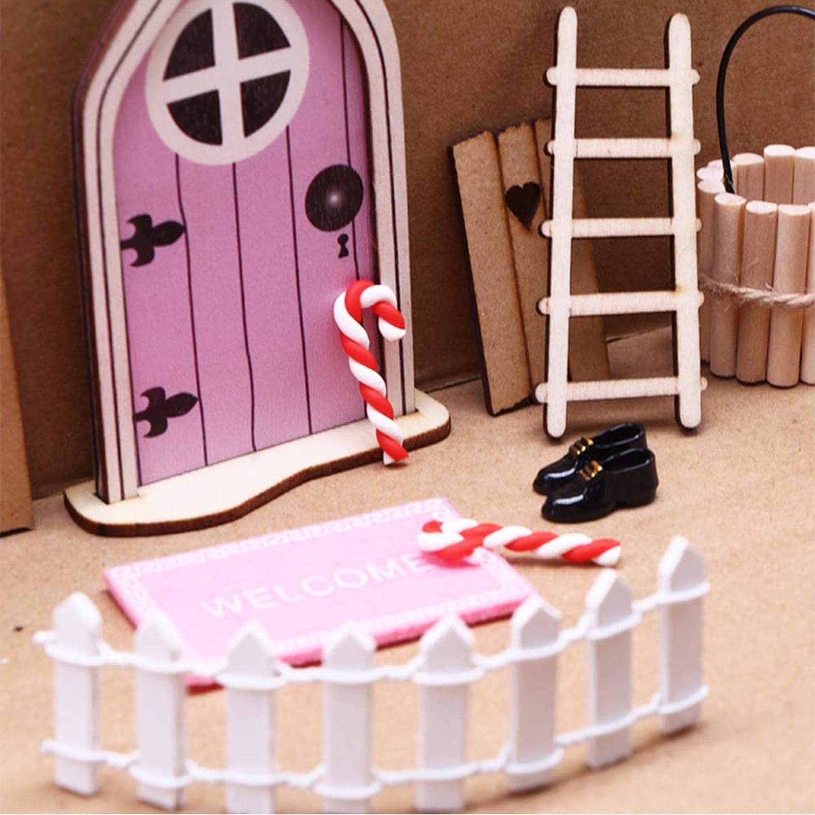 Wichteltür Set Mit LED-Beleuchtung – Miniatur-Deko Für Weihnachten, 11-teilig (rot)