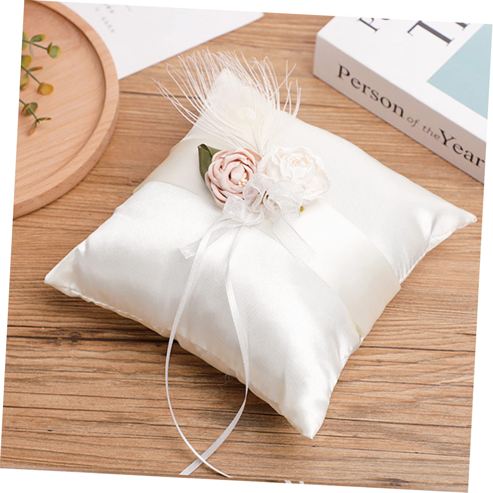 Cuscino Portafedi in Raso Bianco Fiori e Pizzo, Cuscino Fedi Nuziali Elegante per Decorazioni Matrimonio e Cerimonie Speciali
