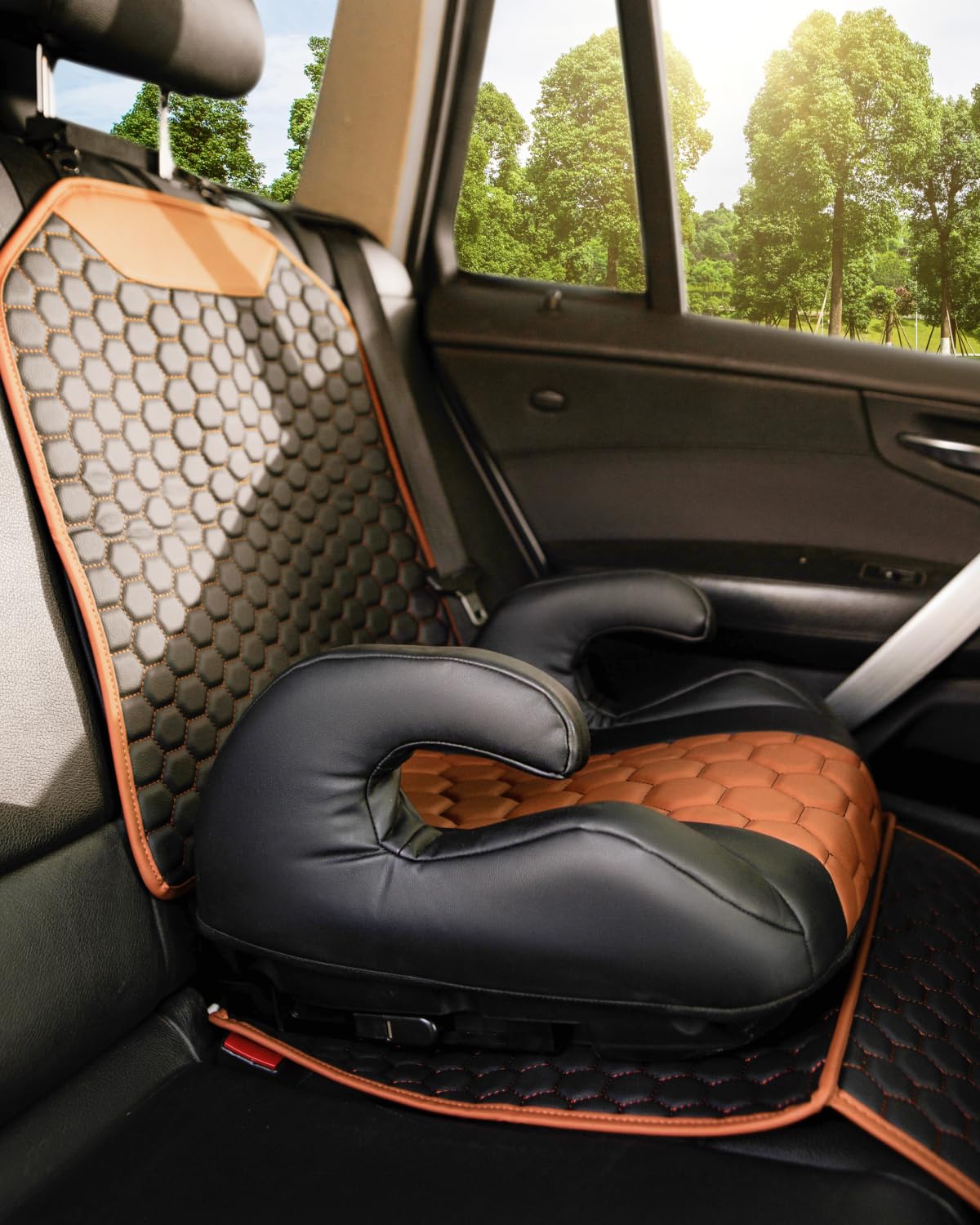 Owleys Backless Booster with LATCH