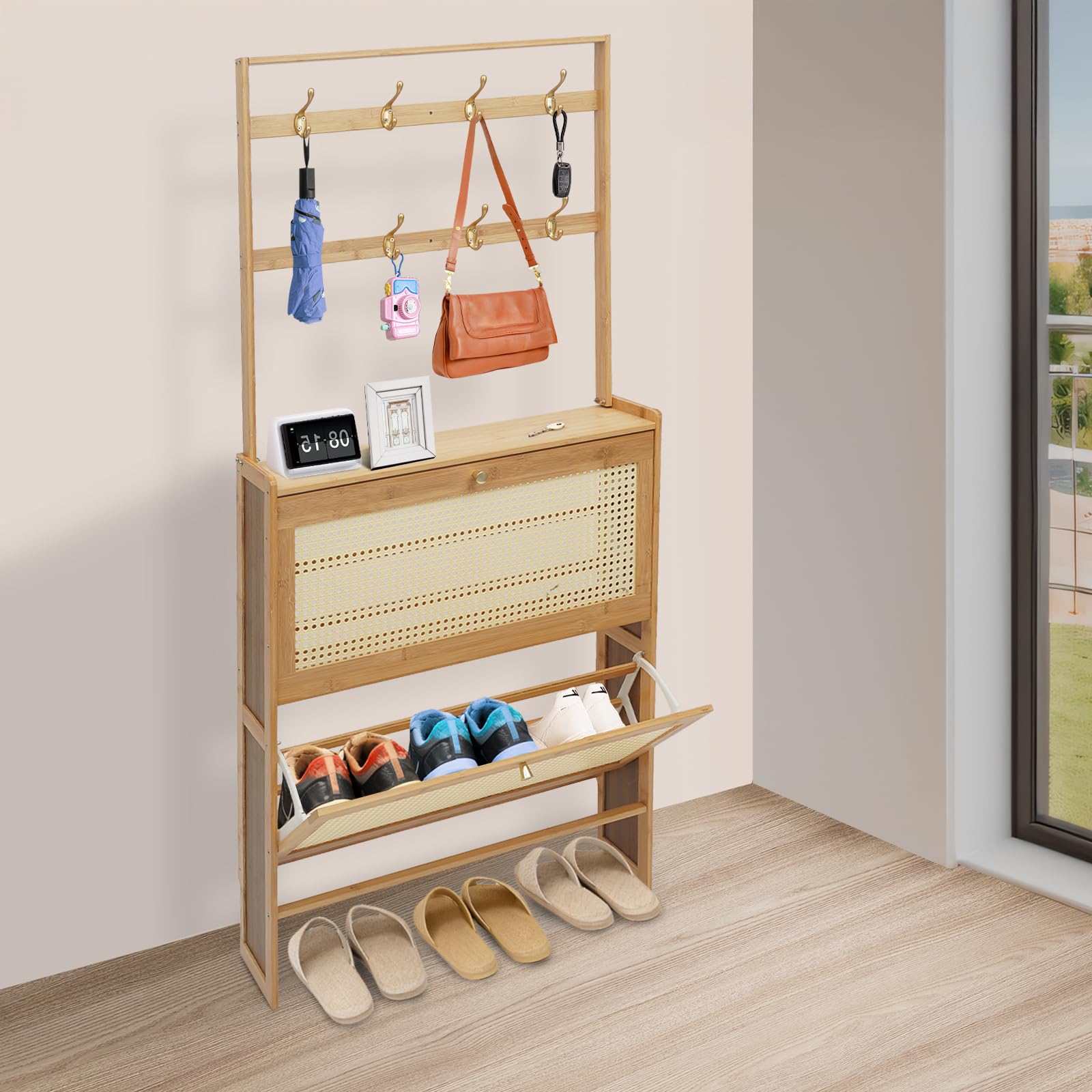 Mueble de zapatos de dos niveles para almacenamiento de zapatos con puerta batiente y ganchos para zapato, bambú, estante de almacenamiento, antipolvo, para entrada/pasillo/familia