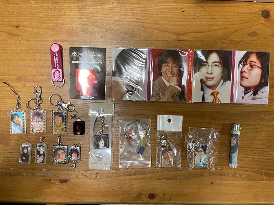 ペ・ヨンジュンさんグッズ The Memories　2005年,2006年 Amazon.co.jp: ペ・ヨンジュン グッズセット ヨン様 ペ